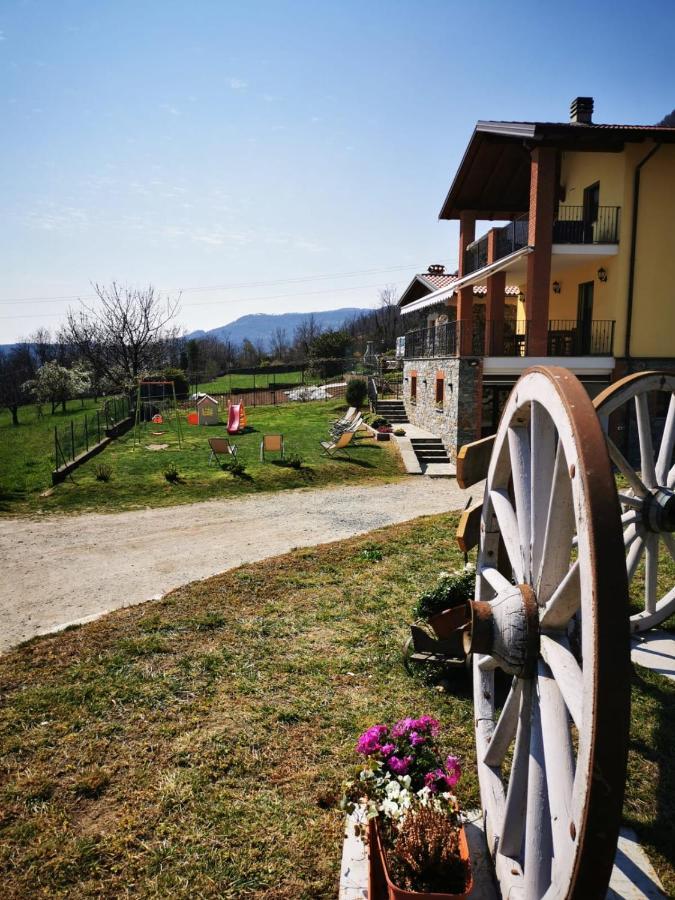 Agriturismo La Ca' D'Amelio Lessolo ภายนอก รูปภาพ