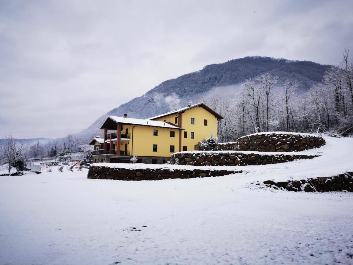 Agriturismo La Ca' D'Amelio Lessolo ภายนอก รูปภาพ